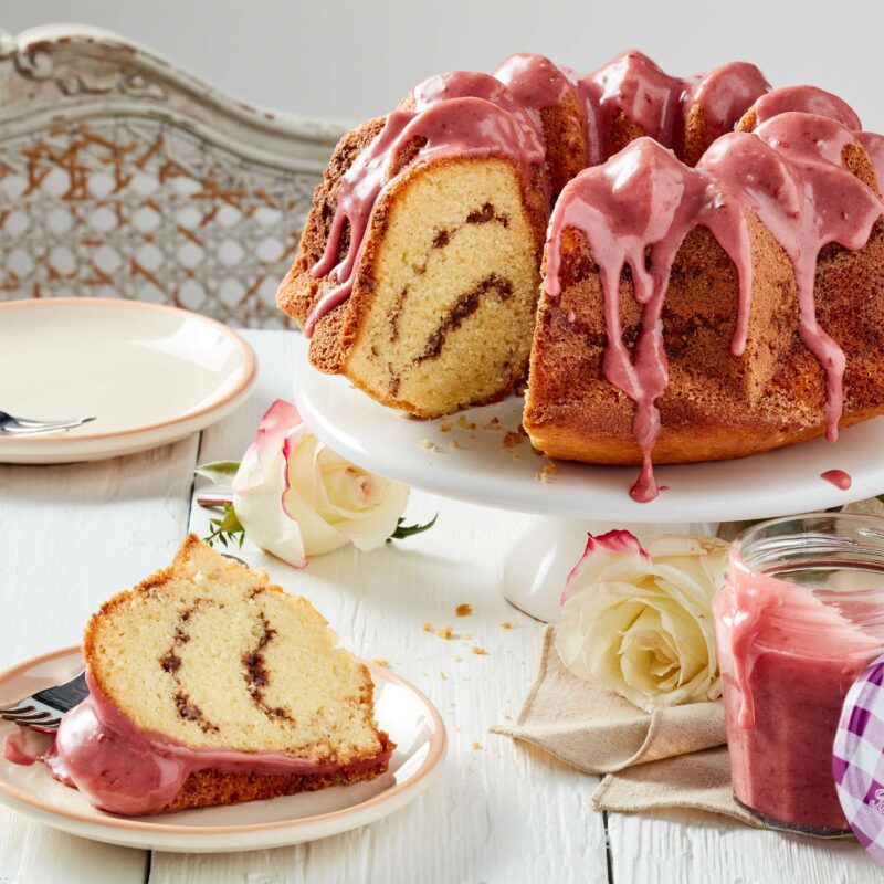 raspberry bundt cake